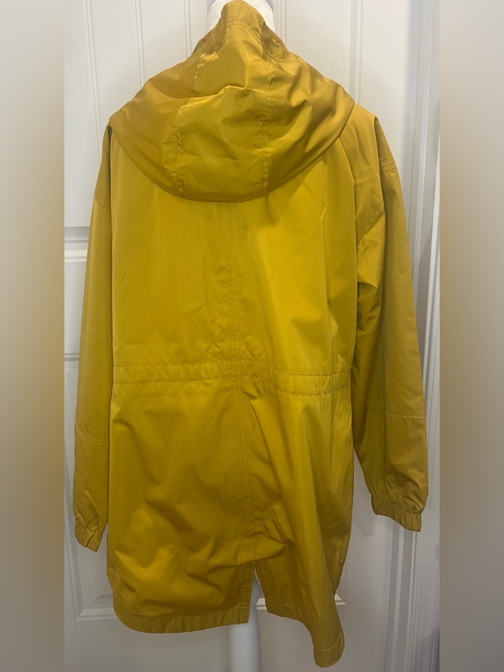 Women’s Mustard Yellow Hooded Rain Jacket -Lightweight Size Large - Picture 6 of 11